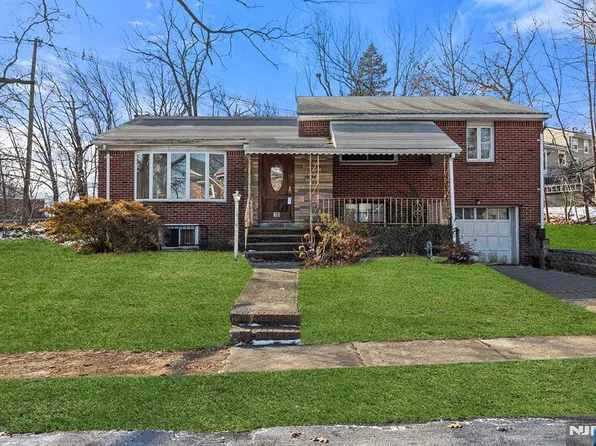 10 Plateau Ave, Fort Lee, NJ 07024