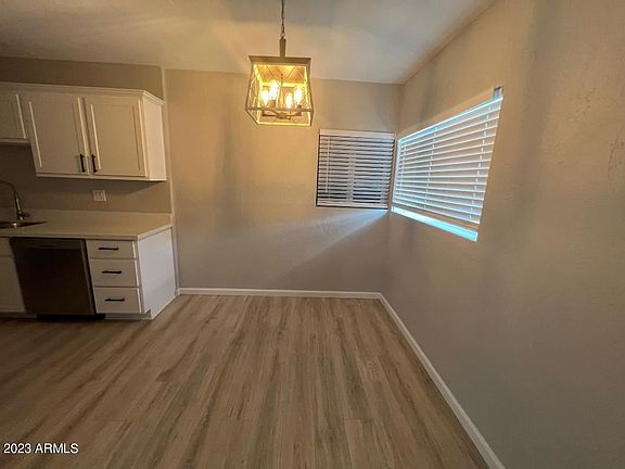 5th image of 2823 E Siesta Ln