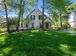 48 Claverach Dr, Saint Louis, MO 63105