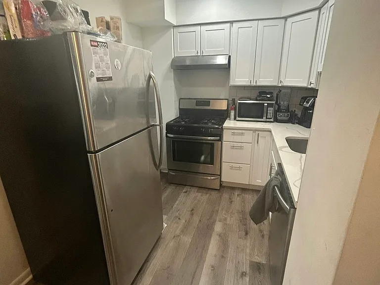 3973 Lankenau Ave #2 — Photo 12