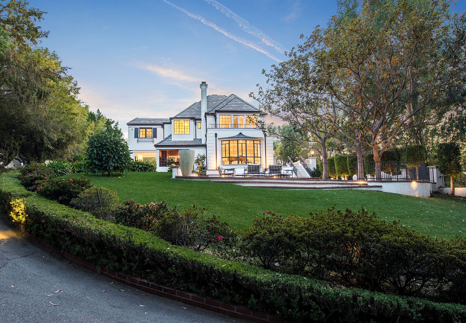 10350 W Sunset Blvd, Los Angeles, CA 90077 | Zillow