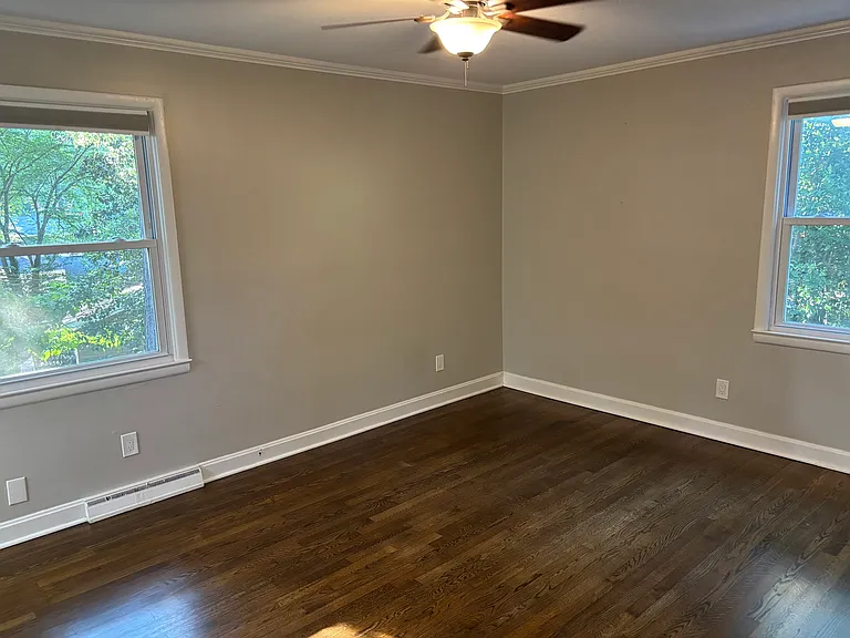 628 Cooper Dr — Photo 17