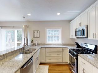 10 Burncoat Ter, WORCESTER, MA 01606