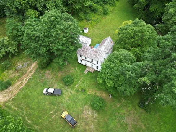 604 Stringtown Rd, Looneyville, WV 25259