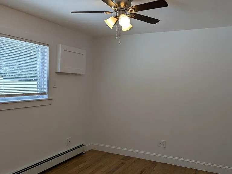 1737 N Gardiner Dr — Photo 3