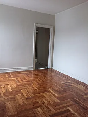 Rented by G2 Realty Group LLC | media 6