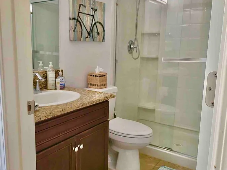 1967 Redington Ave #1S — Photo 5