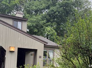 43 Applewood Ln #43, Avon, CT 06001
