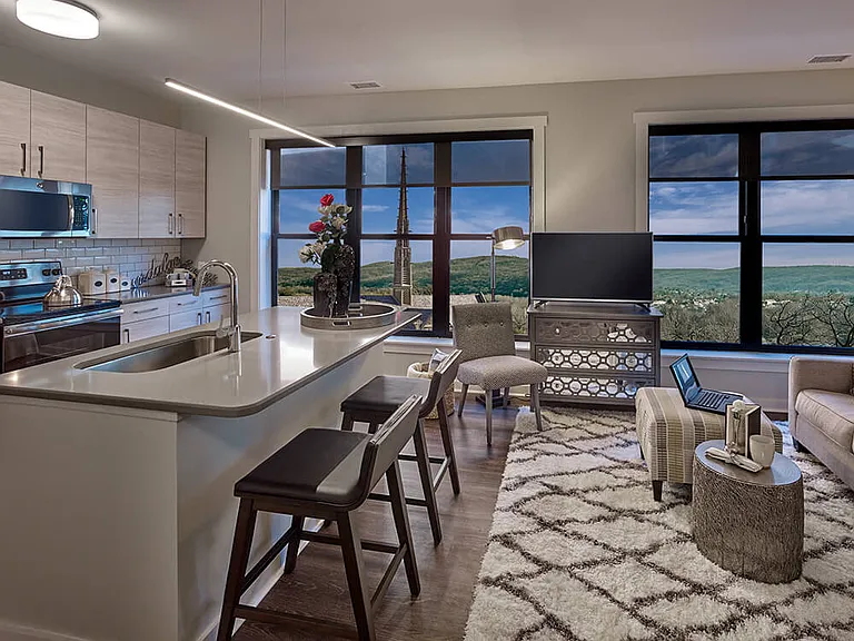 520 Lofts — Photo 7
