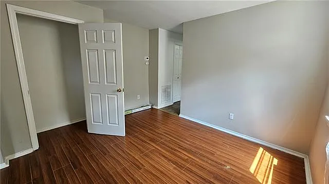 2 bed, 1.0 bath, 704 sqft, $1,400 — Photo 4