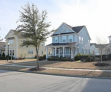 2nd image of 533 Carnes Crossing Blvd