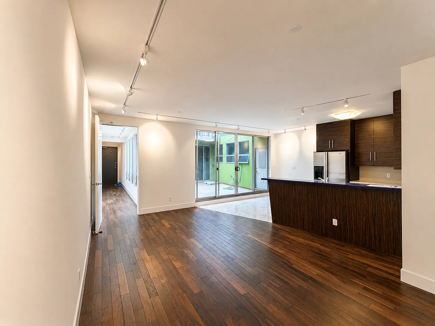Spacious 2BR/2BA with Private Deck, Parking & In-Unit Laundry — Photo 1