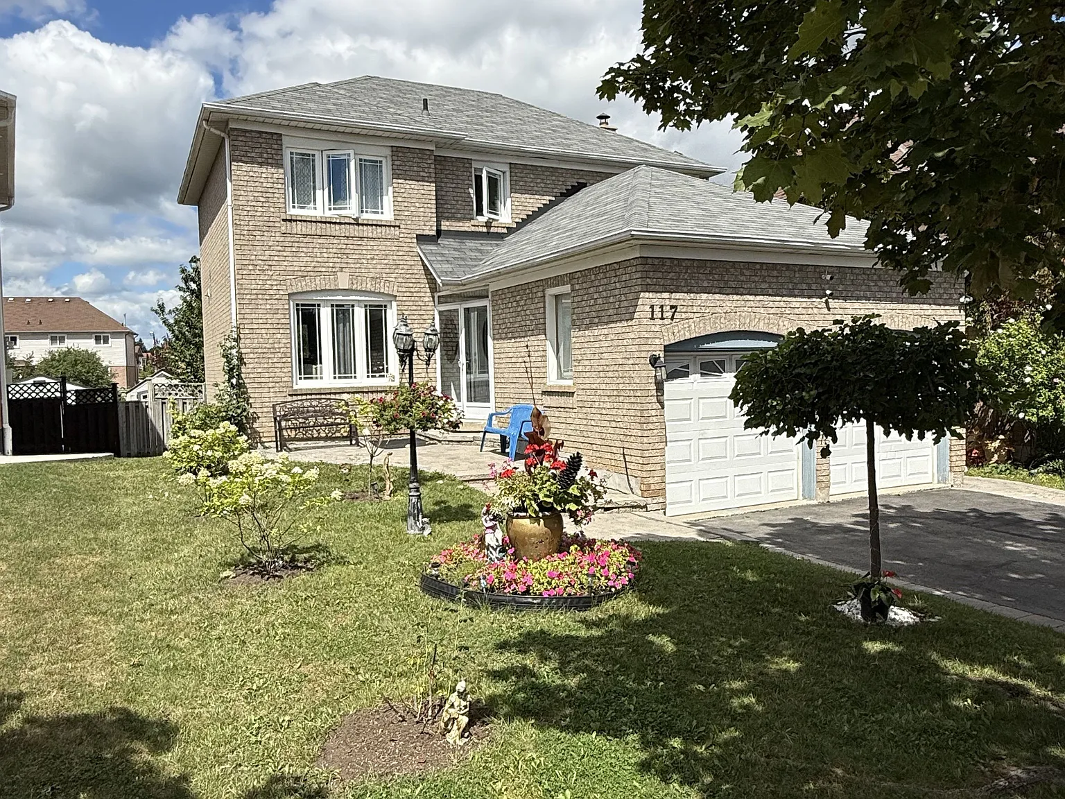 5 bed, $3,999 — Photo 3