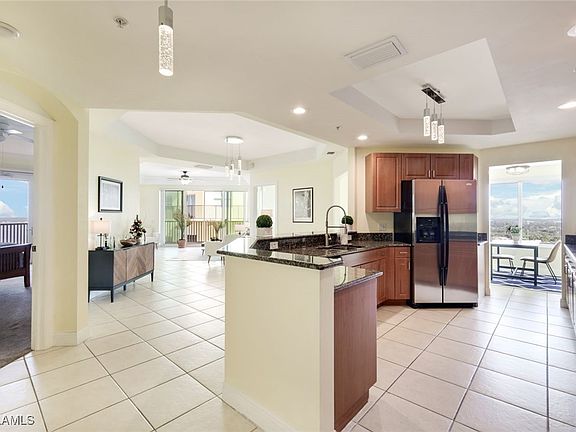 5th image of 2745 1st St APT 2106