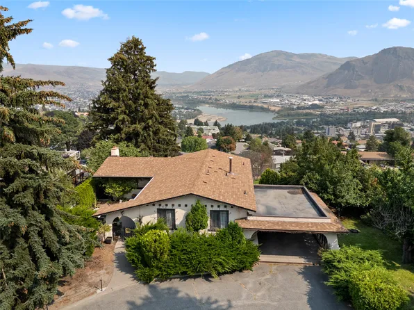 296 Gibraltar Ct, Kamloops, BC V2C 1P2