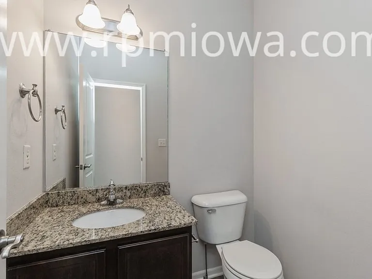 1907 SW Vintage Pkwy — Photo 12