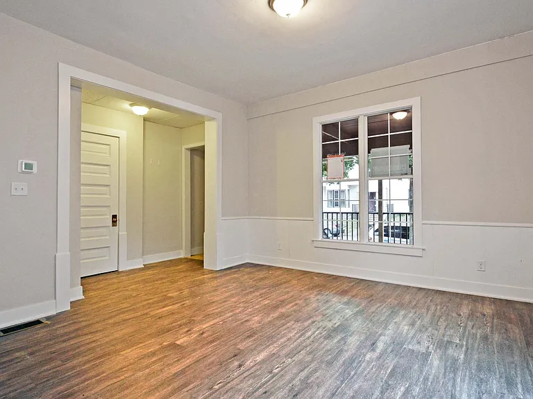 511 5th Ave SE — Photo 9