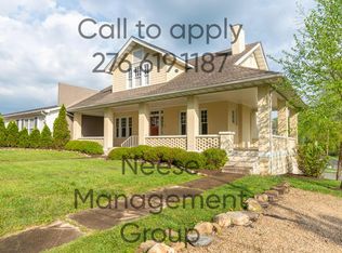 809 Colonial Rd SW, Abingdon, VA 24210