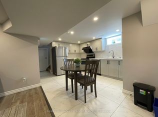 1176 Milburn St, Peterborough, ON K9H 6P2