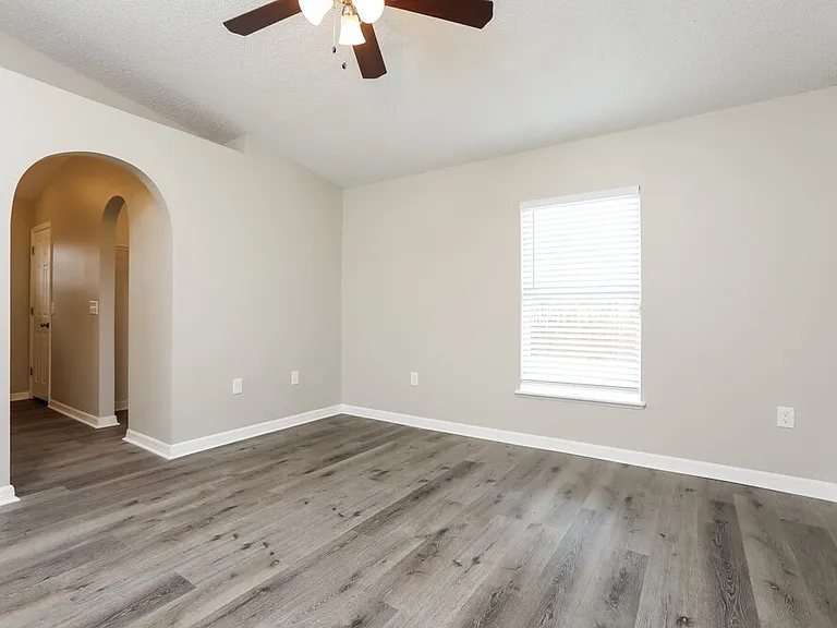 3536 Stonefield Dr — Photo 7