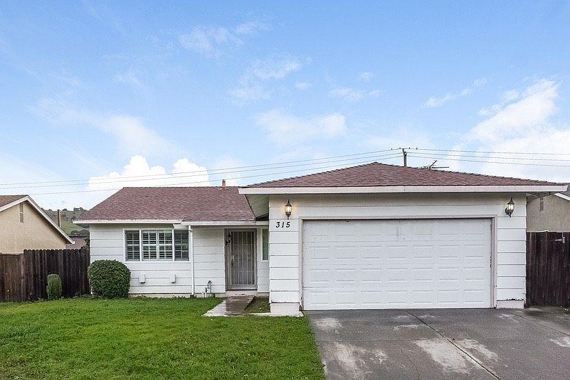 1st image of 315 Radcliffe Dr