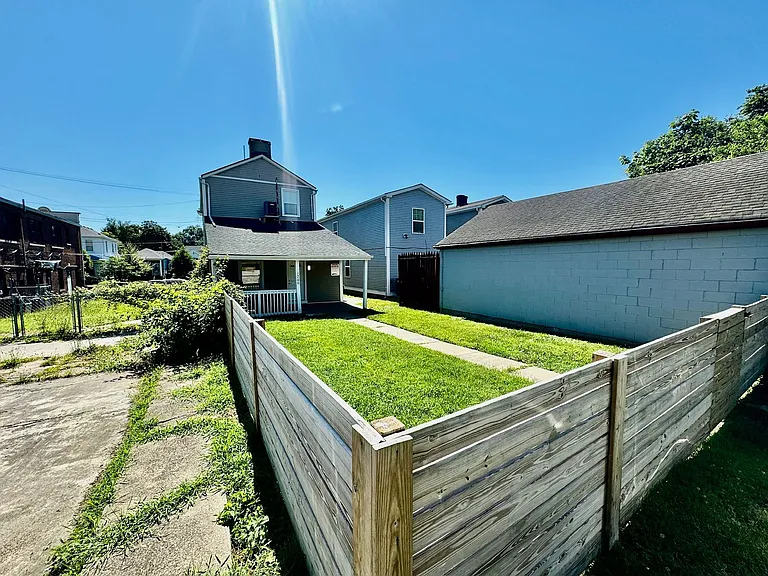 1206 S Preston St #3 — Photo 9
