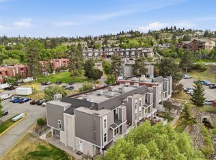 1435 Summit Dr #28, Kamloops, BC V2E 1S4
