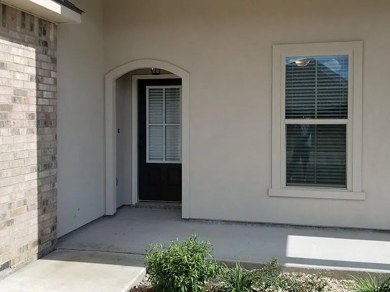 112 Melanie Rose Dr — Photo 2