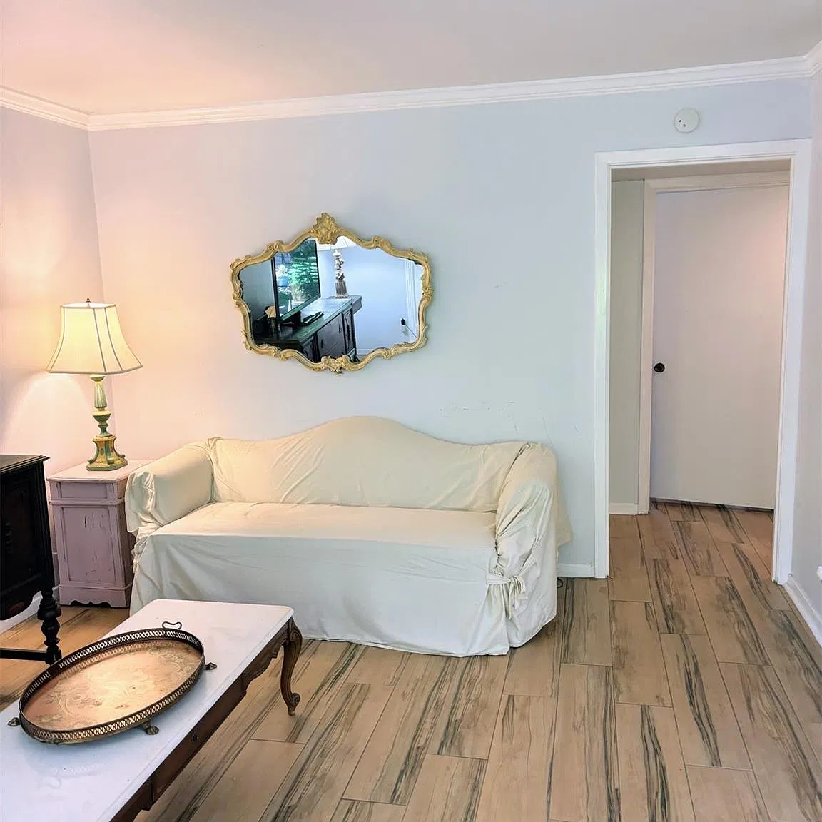 2 bed, 1.0 bath, 832 sqft, $1,500 — Photo 3