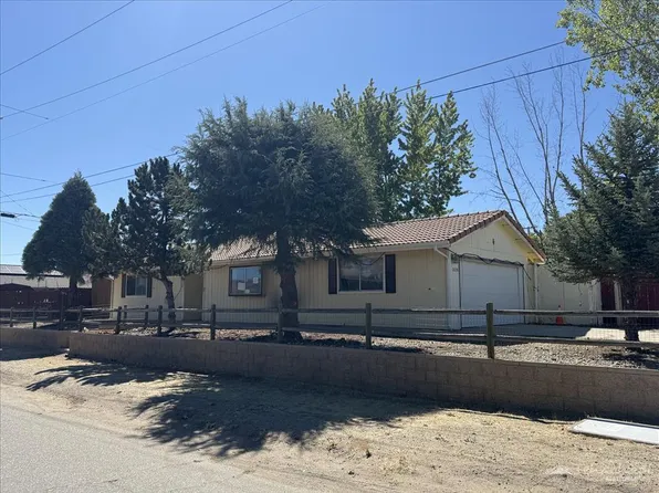 21220 Mission St, Tehachapi, CA 93561