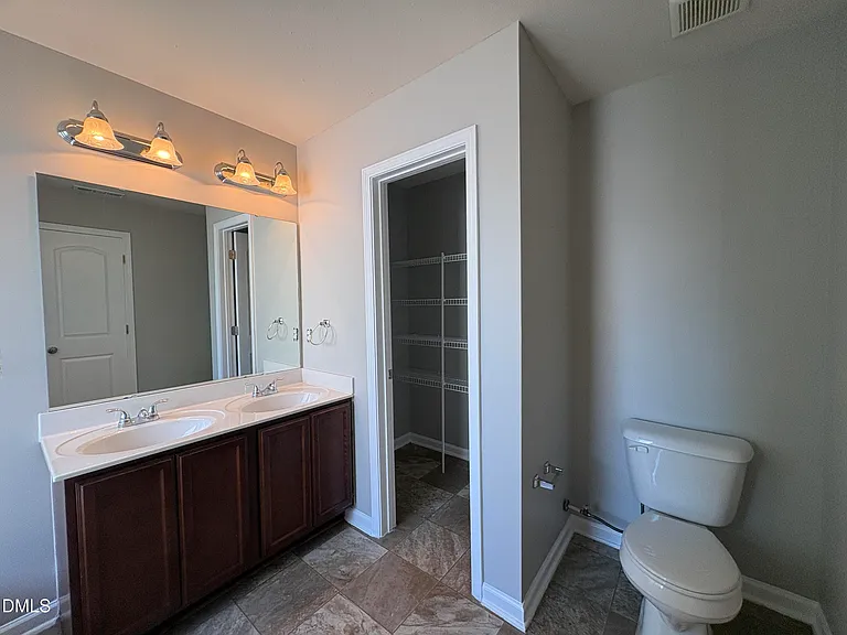 1444 Tamarino Dr — Photo 16