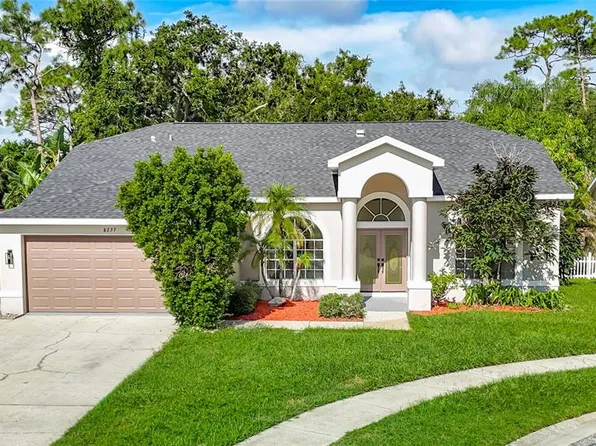 8237 Setters Point Dr, New Port Richey, FL 34653