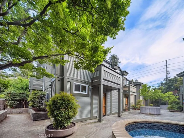 1341 Alma St, Palo Alto, CA 94301