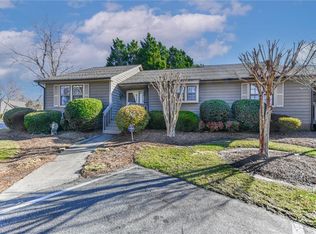 1212 Watermark Ct, High Point, NC 27265