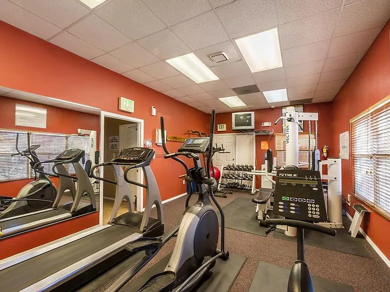 2210 Miguel Chavez Rd #TOPFL — Photo 16