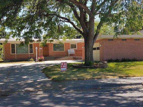 2nd image of 1298 Azalea Dr