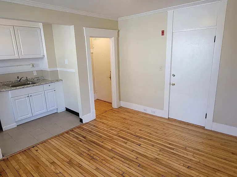 8 Harrison St #16 — Photo 7