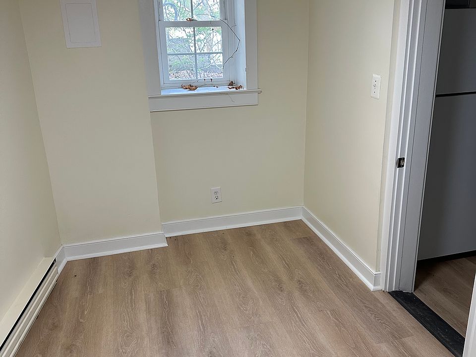 Small room off kitchen. Has closet.