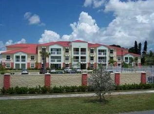 5515 Plunkett St APT 102, Hollywood, FL 33021