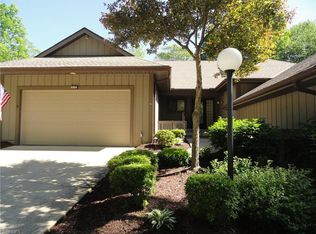 2264 Stone Creek Trl, Cuyahoga Falls, OH 44223