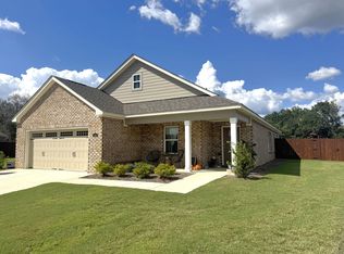 424 Kohn Dr, Millbrook, AL 36054