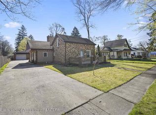 409 Woodworth St, Leslie, MI