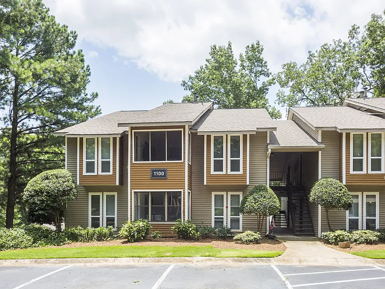 The Overlook Sandy Springs — Photo 74