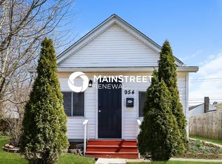 954 S 8th St, Noblesville, IN 46060
