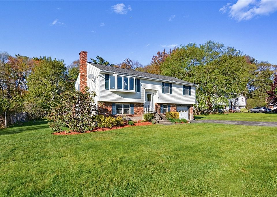 1st image of 37 Cresthaven Dr