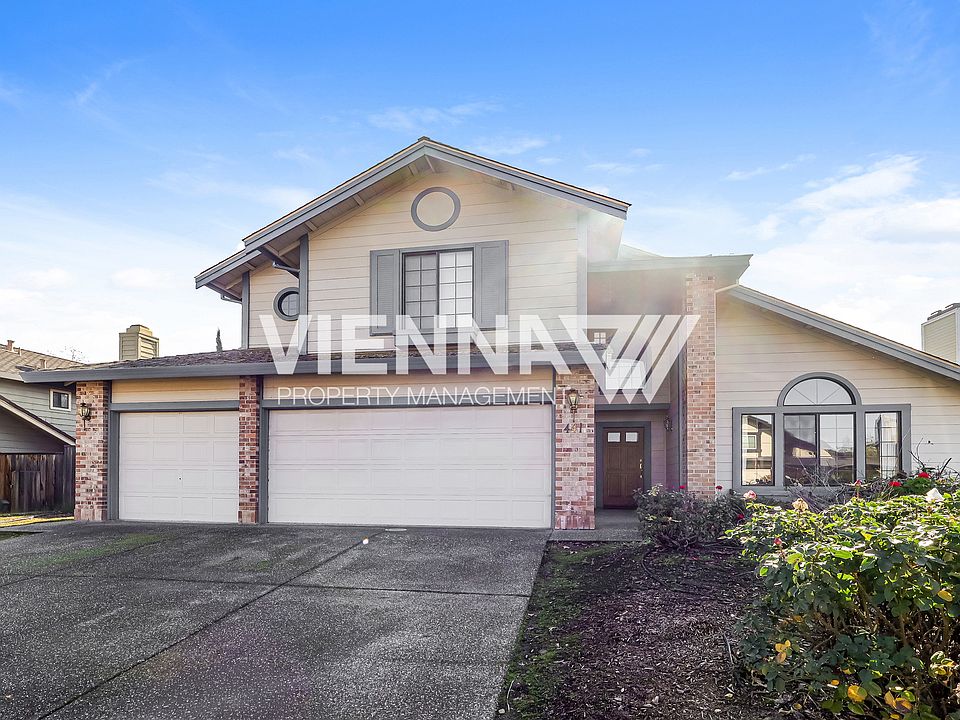 1st image of 441 N Lexington Dr