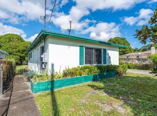 1107 Grant St, West Palm Beach, FL 33407