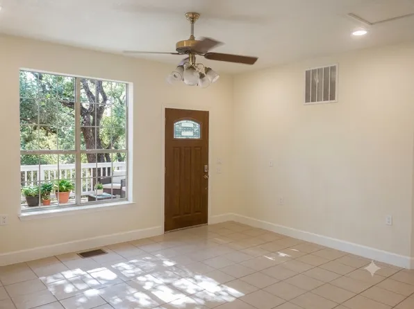 1111 N Lbj Dr #A, San Marcos, TX 78666