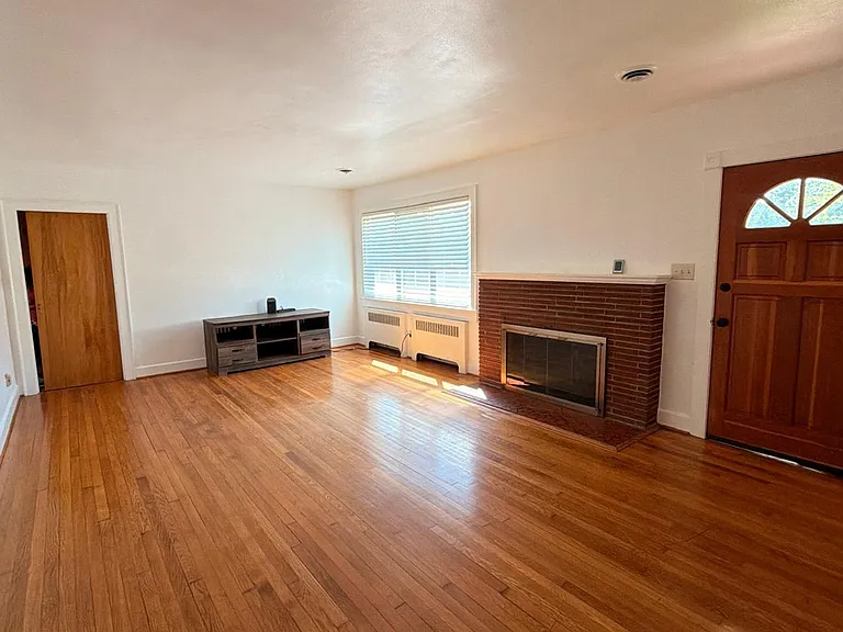409 Kemp Ln — Photo 20