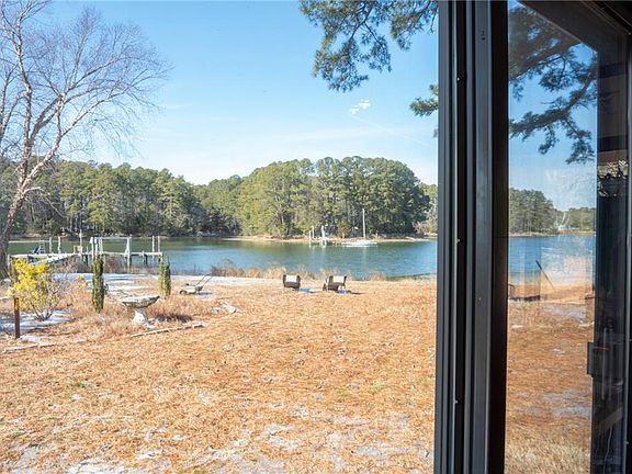 2nd image of 125 Aldebaran Rd